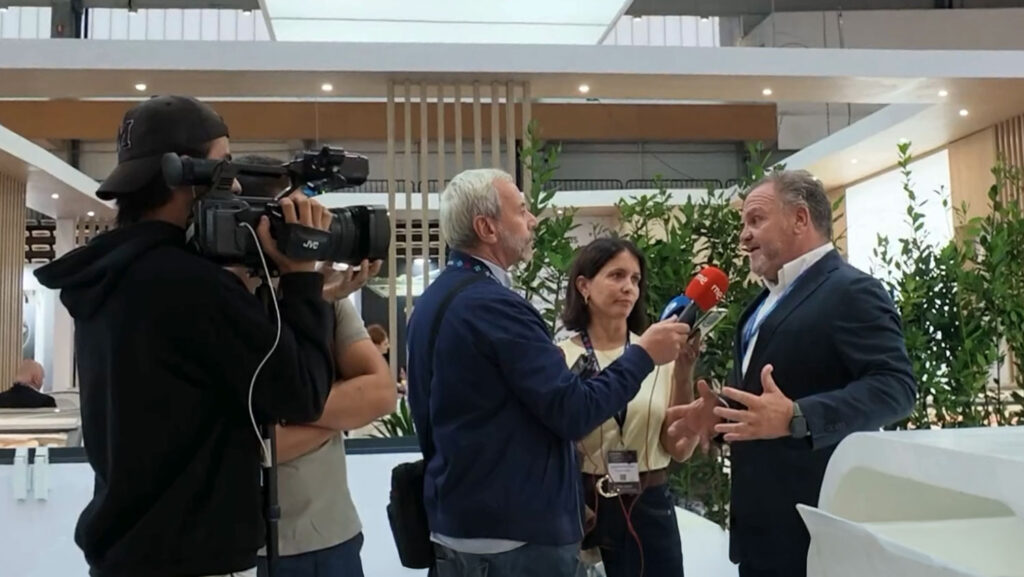 Entrevista de RTVE a Santiago Montejo. Director general del Marfrio.